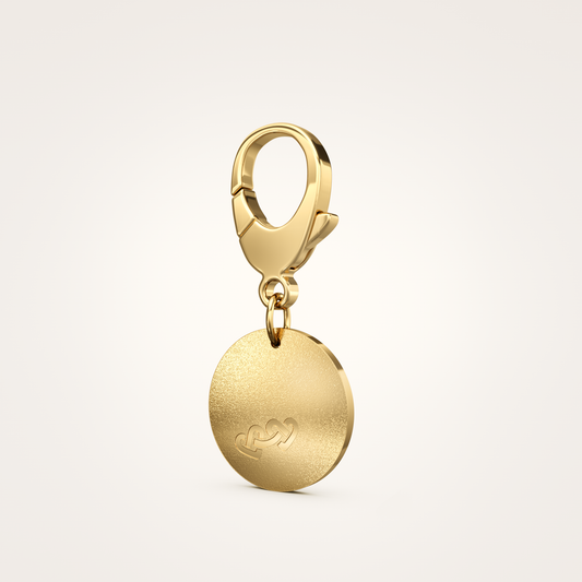 Tier-Schmuckanhänger_mit_Karabiner_Faithful_26mm_18_Karat_Gelbgold