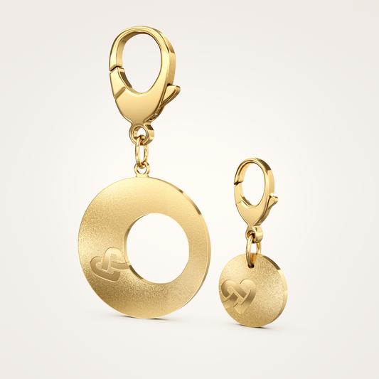 Anhänger-Set_-_Taschenanhänger_&_Tier-Anhänger_mit_Karabiner_Faithful_36mm_18_Karat_Gelbgold